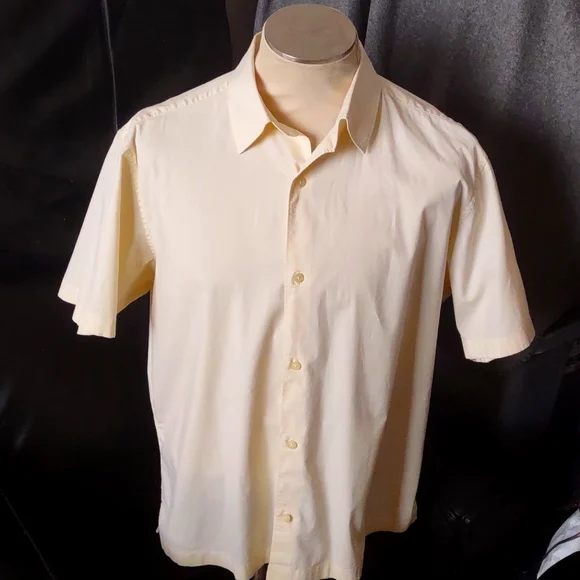 Banana Republic Stretch Short Sleeve Shirt